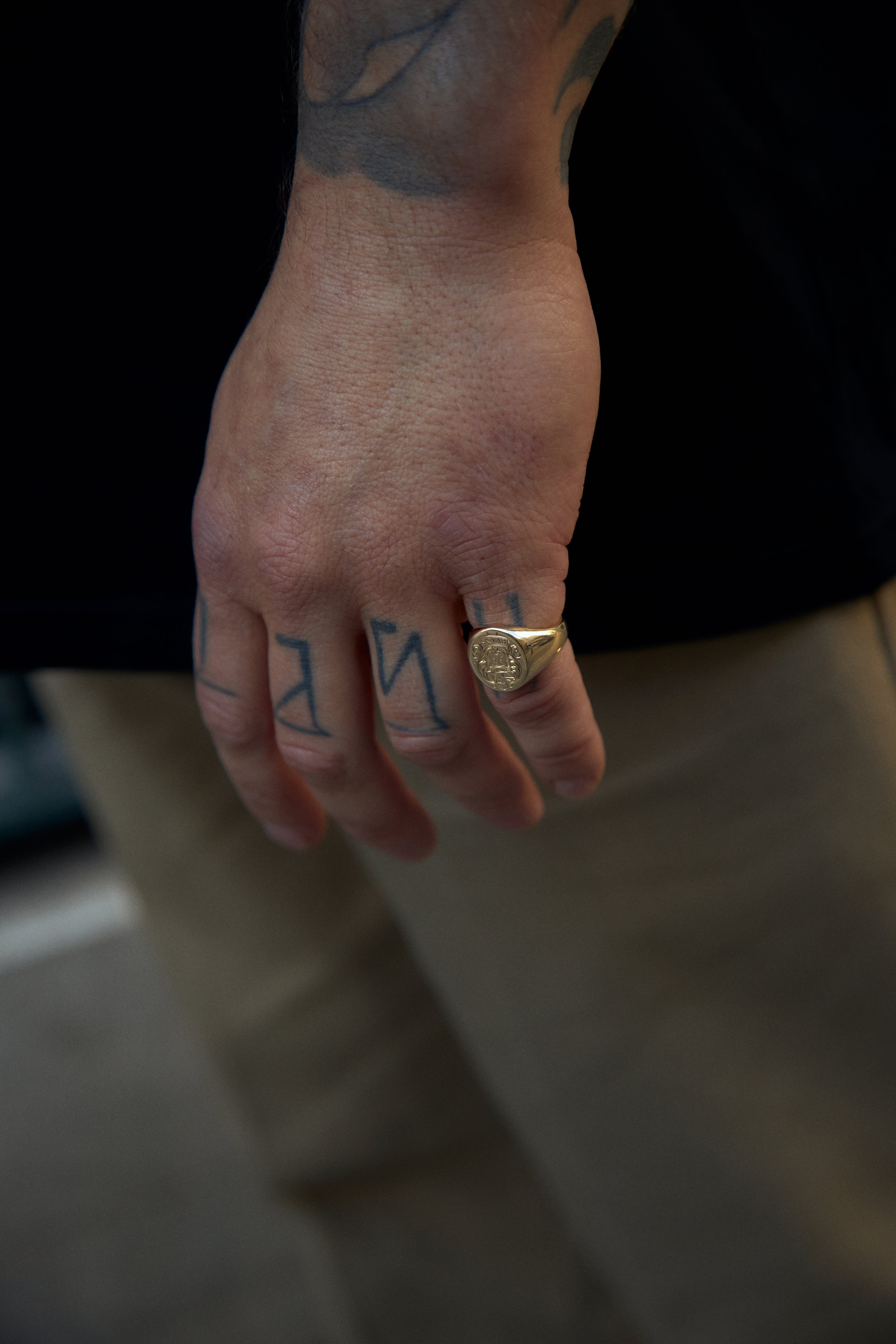 Men's Classic Round Signet Ring