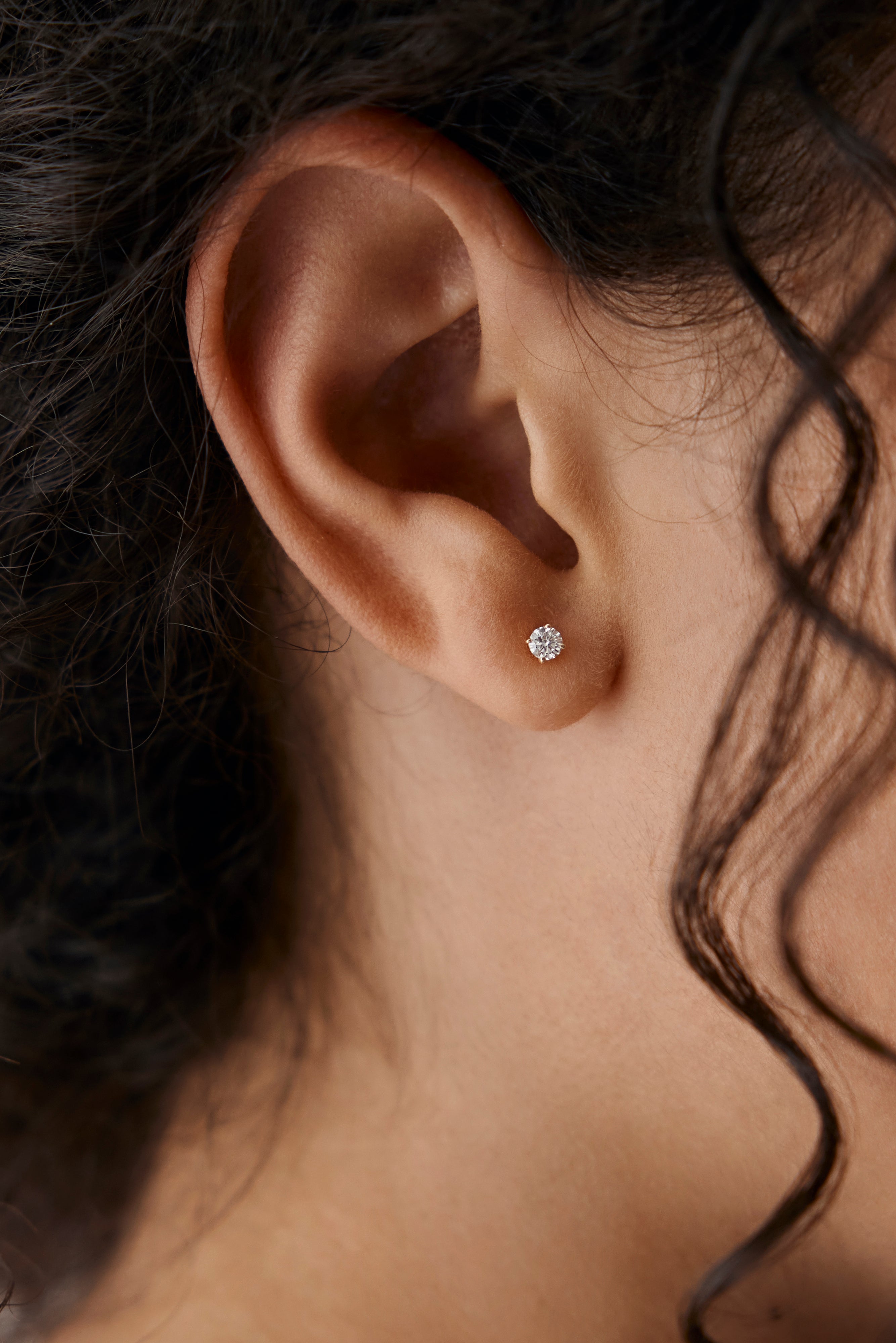 Classic 4 Claw Natural Diamond Studs